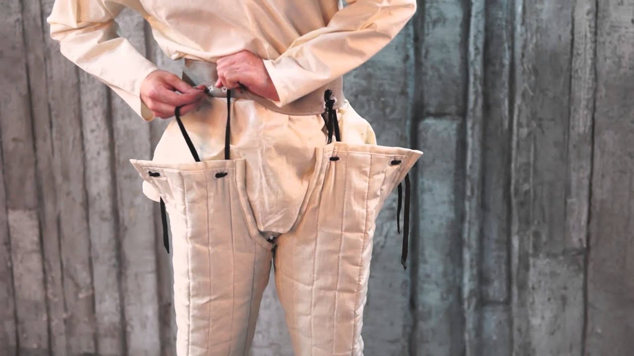 脖子上戴的项圈叫什么(女生腿上绑的那根"带子"有什么用?