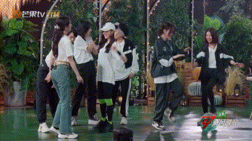 《乘风破浪》趣味运动会：坡姐归来，我们才是搞笑专业户