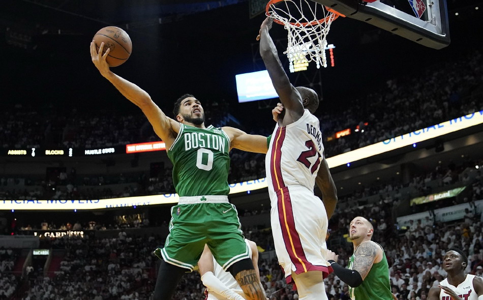 今年nba在哪里打比赛(塔图姆率队死拼！热火力争2连胜，CCTV5仍不转，这2大平台直播NBA)