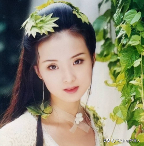 长相不算一眼惊艳，但却格外耐看，这7位女星戳中了大家的审美