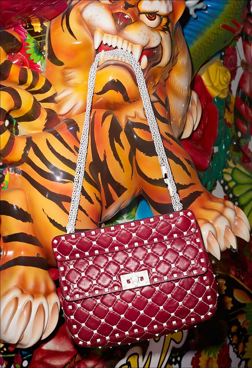 解说品牌｜Valentino （华伦天奴）