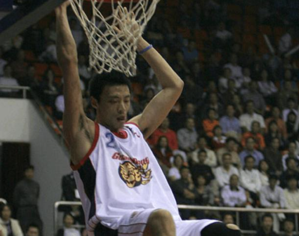 nba上有哪些勤能補拙的人（8年7冠！廣東宏遠頭號福將！可能是史上最低調的第六人）