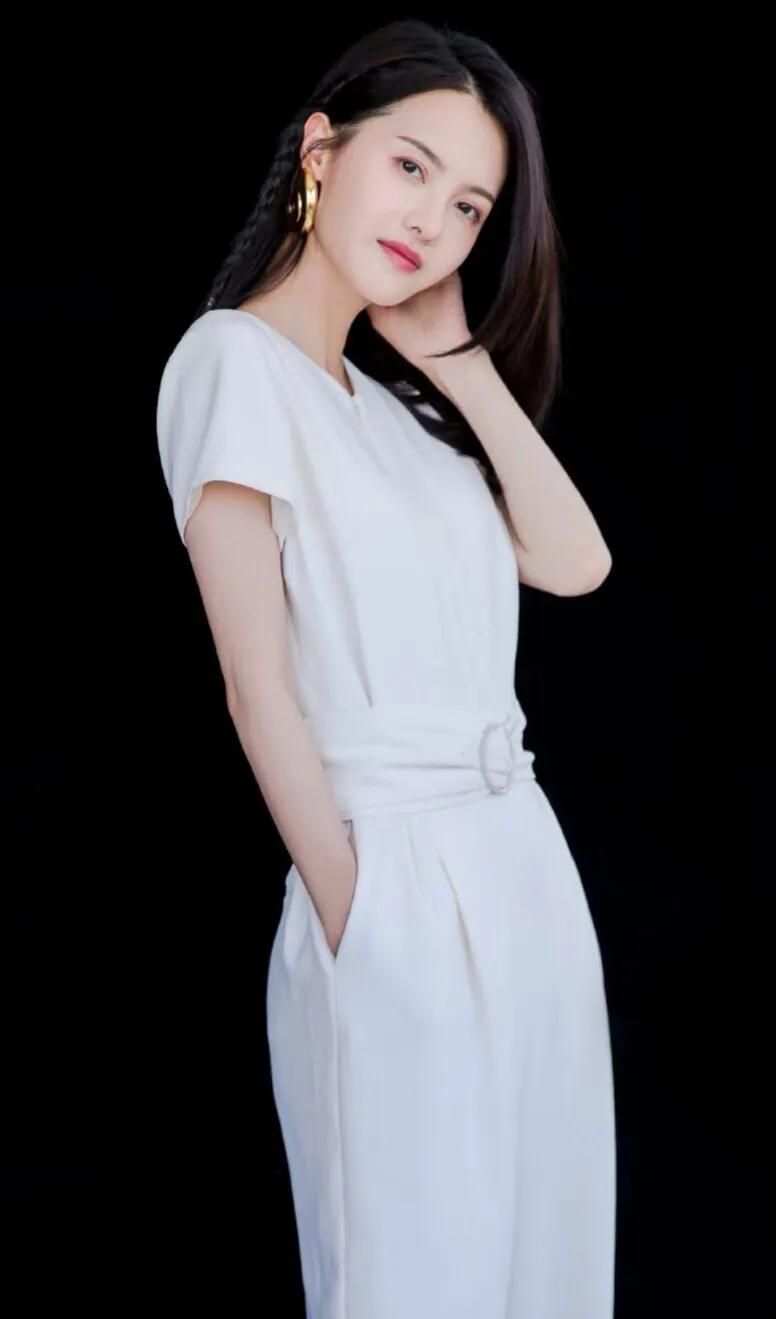 张芷溪也太美了吧!可惜不是我老婆