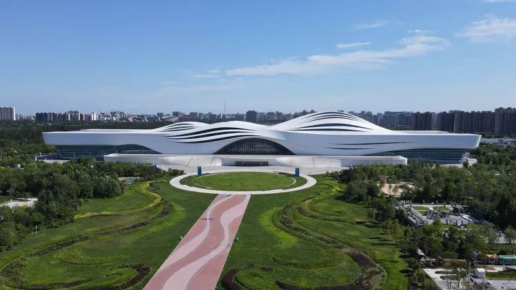 2022年7月16日拍摄的京津冀地区文化艺术新地标廊坊丝绸之路国际艺术