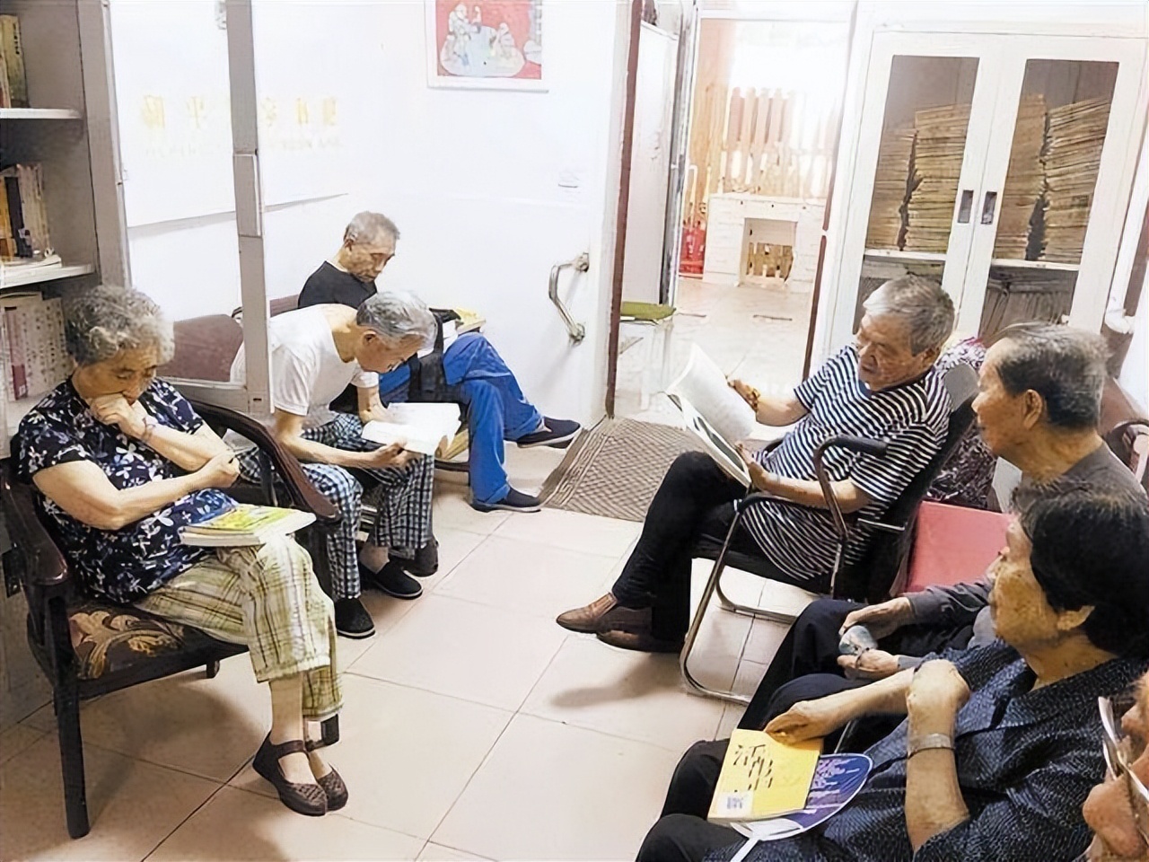 几种“新型养老”方式正流行，不用子女出力，父母晚年也能享福