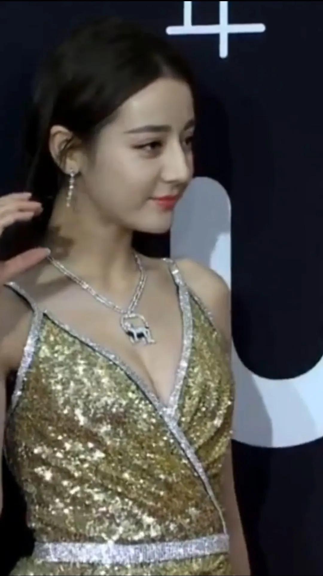 这就是所谓的摇曳身姿#迪丽热巴