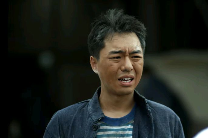 在原著中,江卫民与电视剧里反差特别大,与江卫国和江卫东不同,江卫民