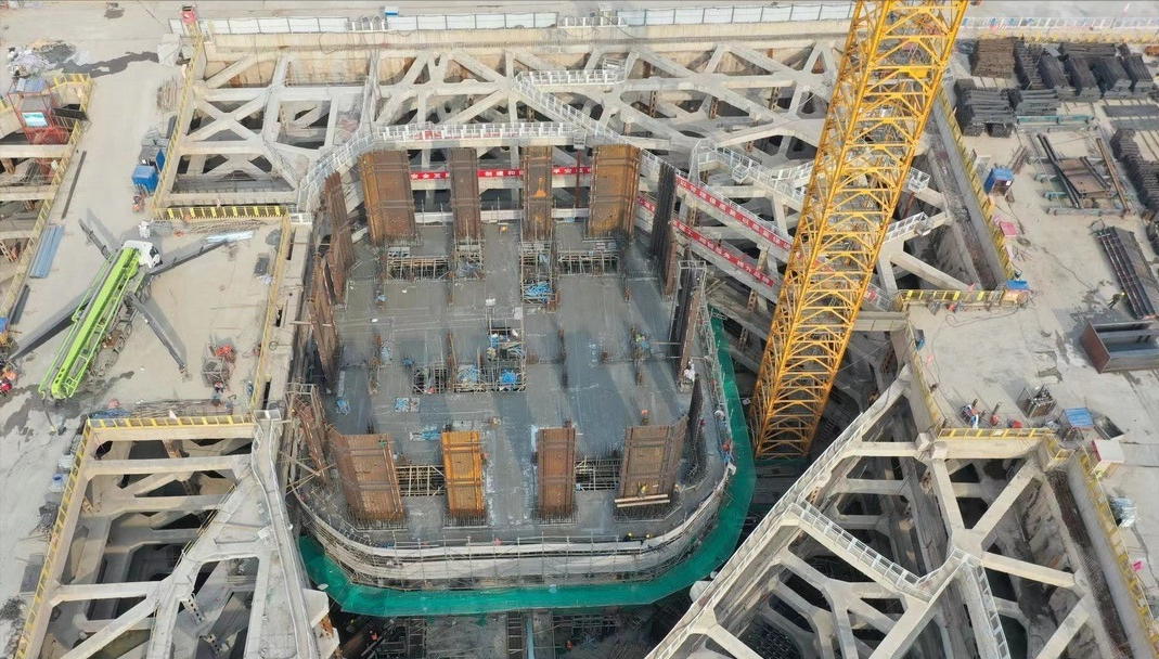 全球在建(核心筒已出地面)最高的十座摩天楼——中国绿地集团占半