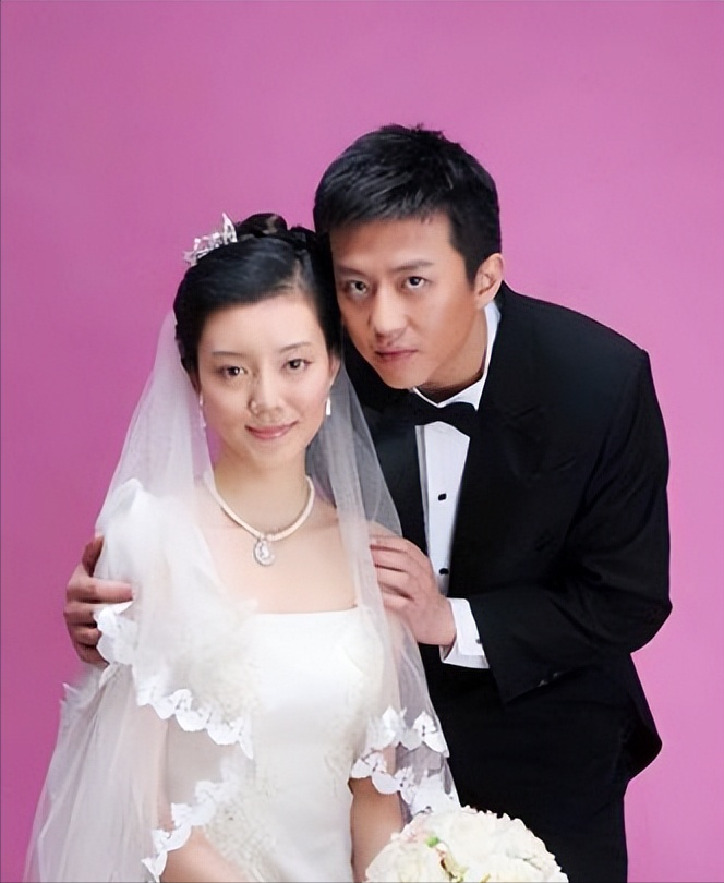 邓超:和郝蕾同居3年,与车晓传绯闻,为何却转身娶了孙俪