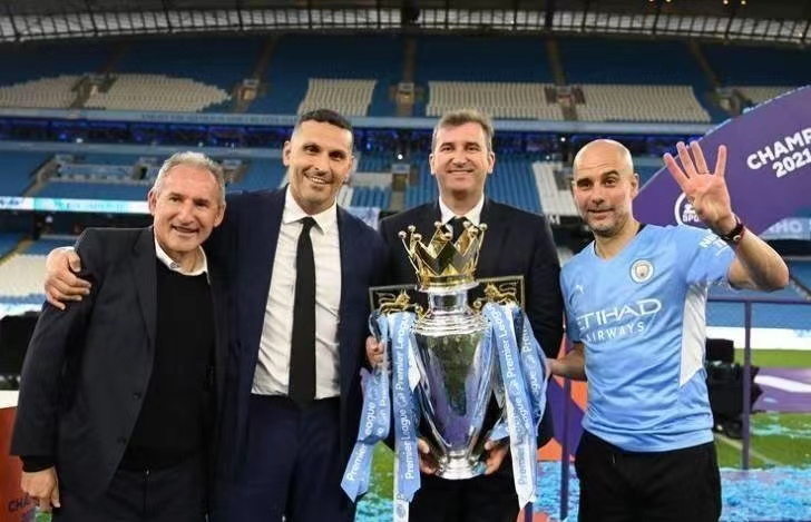 联赛和欧冠哪个重要（死鸭子还嘴硬！曼城CEO：皇马夺冠靠运气，联赛冠军比欧冠重要）-趣拿体育