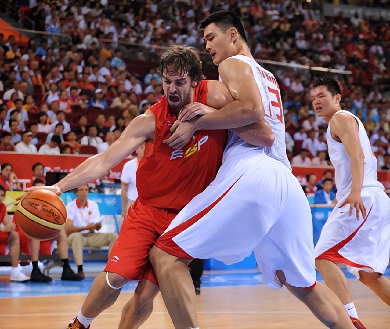 2012伦敦奥运会男篮排名是（84年奥运会至今，中国男篮历届奥运会得分王都是谁？）