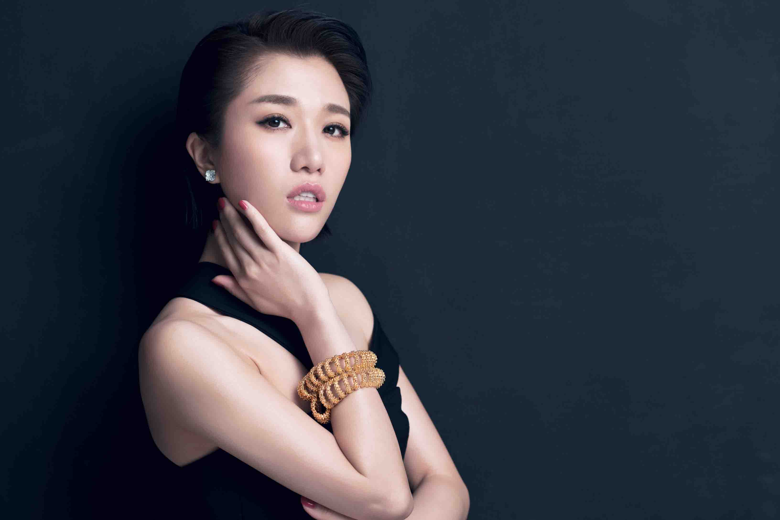 明明很爱你歌词 明明很爱你是什么歌-百科叔叔
