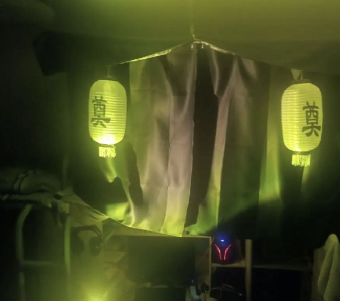 大学寝室“鬼屋”第一视角，“阴间宿舍”成焦点，学生直呼不敢住