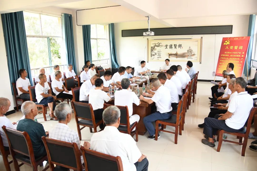 找准定位守初心 以实干实绩实效迎接党的二十大胜利召开 李万千深入帮扶联系村讲党课并调研乡村振兴工作