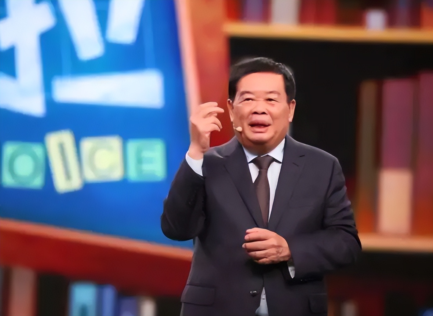玻璃行业王者曹德旺（曹德旺坦言没有借助哥哥的任何资源）