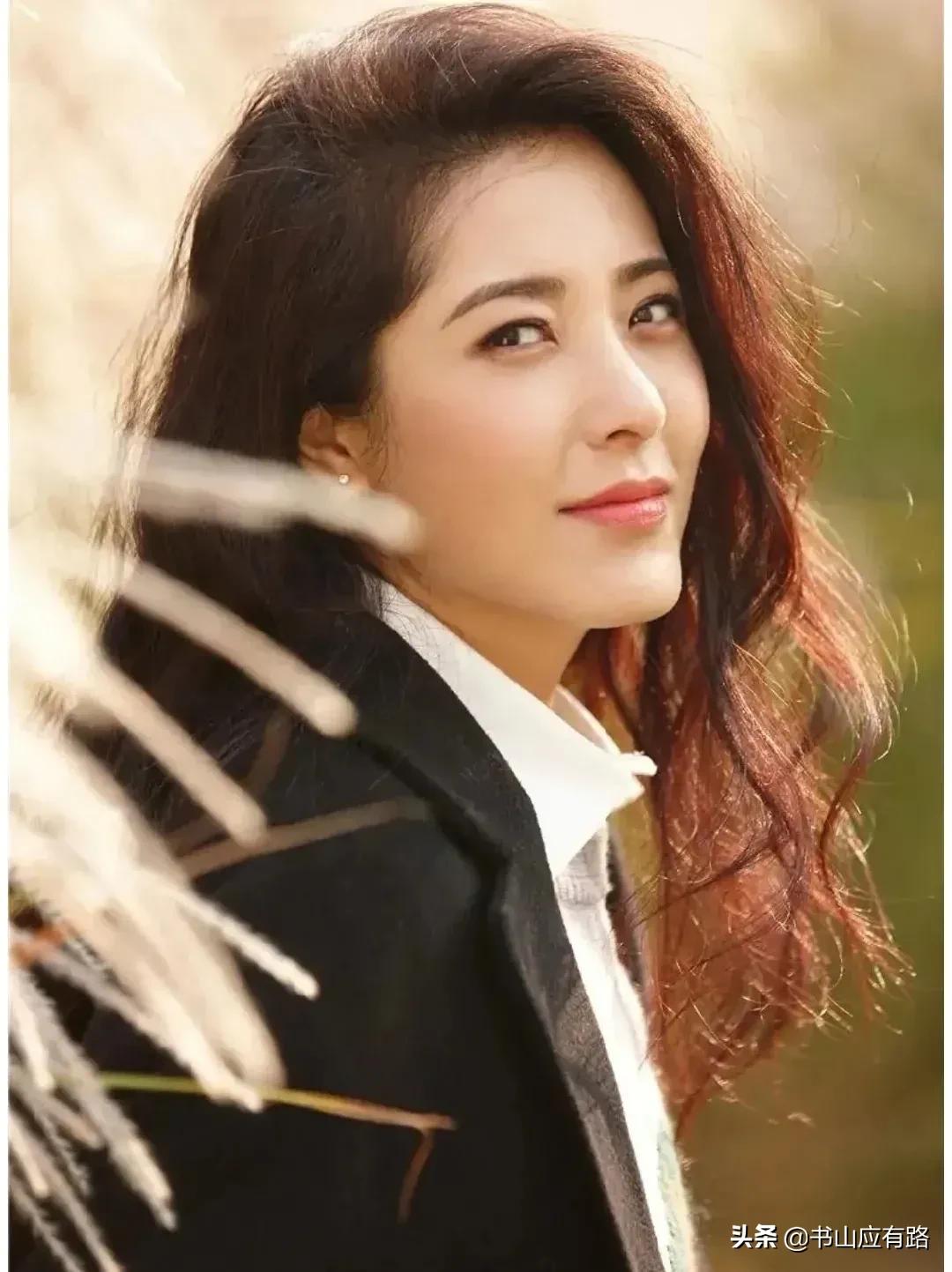 曾黎：不愧是中戏第一美，张柏芝直言没她漂亮