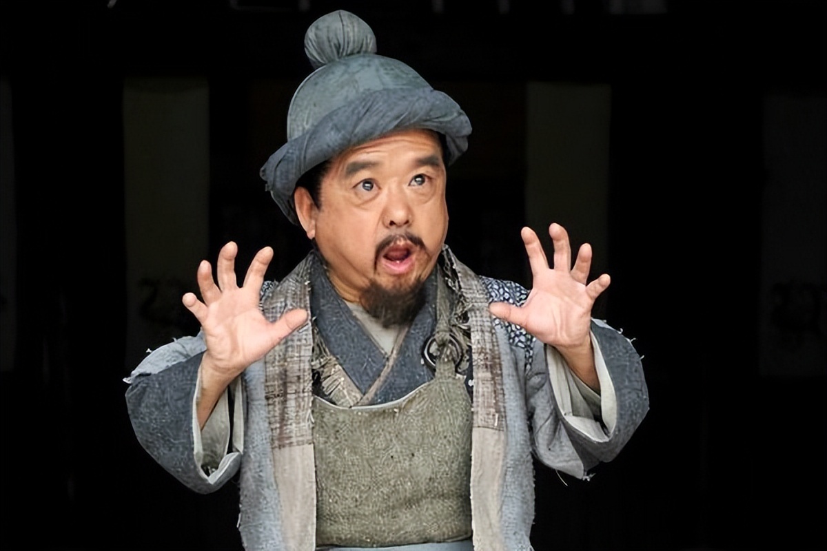 陈三木(陈三木:国家一级演员,比潘长江还矮,四个老婆一个比一个漂亮)