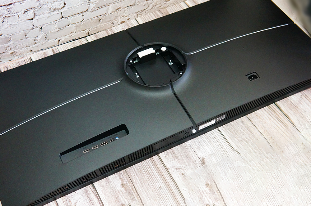 娛樂，還是大屏爽！泰坦軍團P40UG顯示器體驗