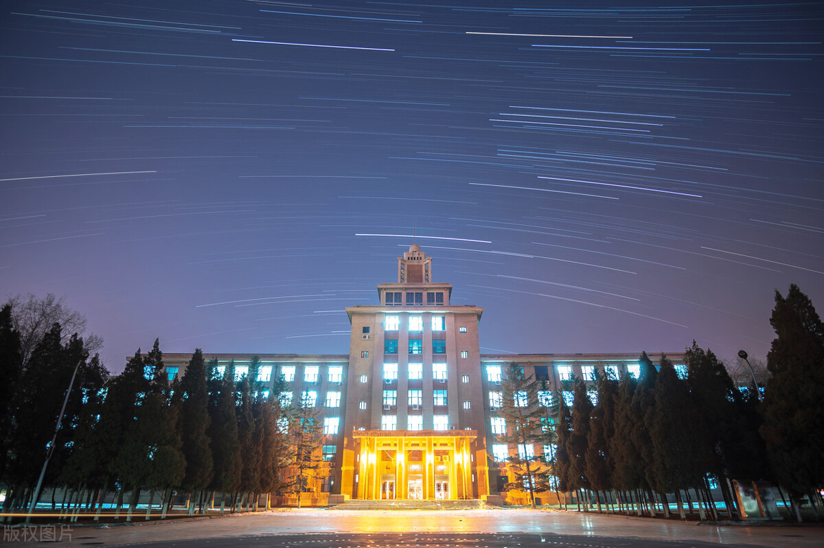 东北大学：2021本科毕业生4785人，47.4%读研，47.4%进体制内就业