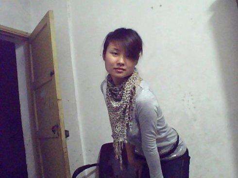 我是个“洗脚妹”，2009年被寻欢官员侵犯凌辱，反抗无望后杀人