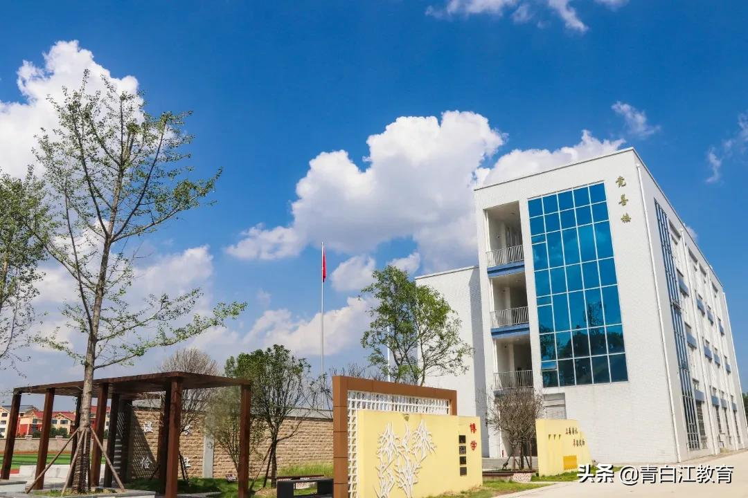 秋冬美图来袭① | 为你喜欢的校园美景投票吧