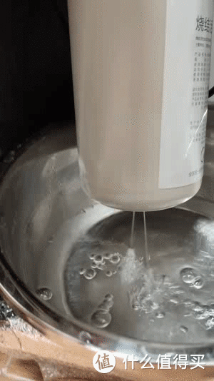 使用1年的净水器滤芯有多脏！百元解决全屋净水，一学就会