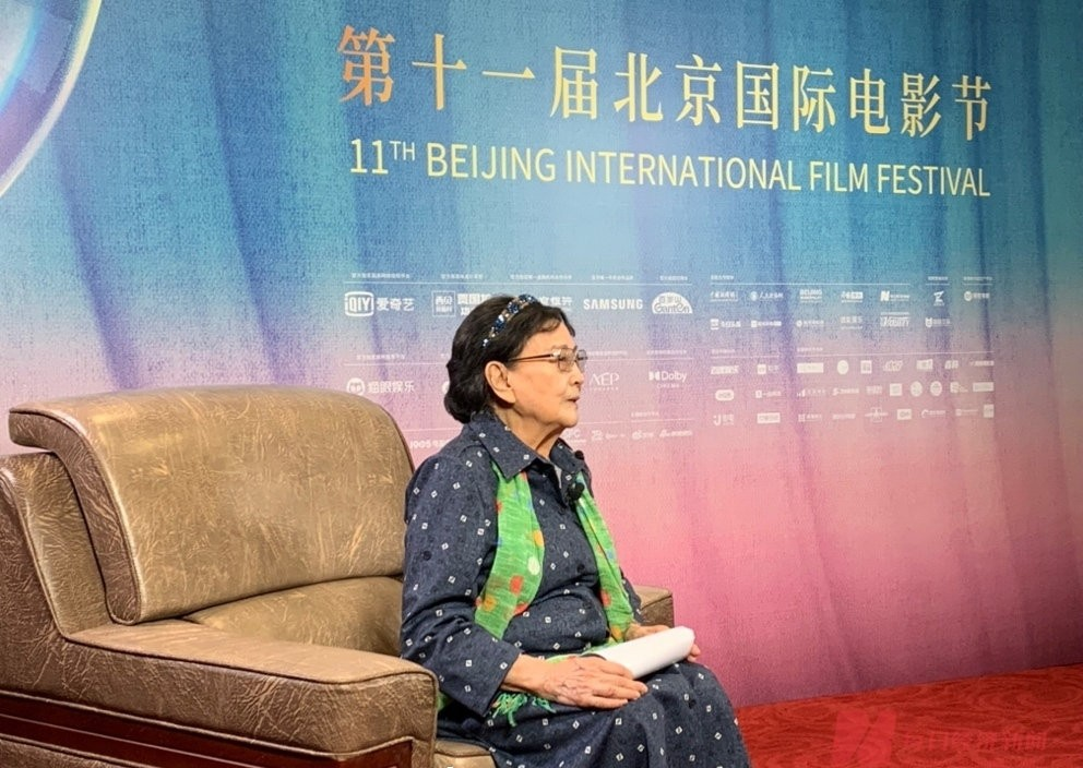 王丹凤、王晓棠“二王争美”：都说二人长得像，其实美得各有千秋