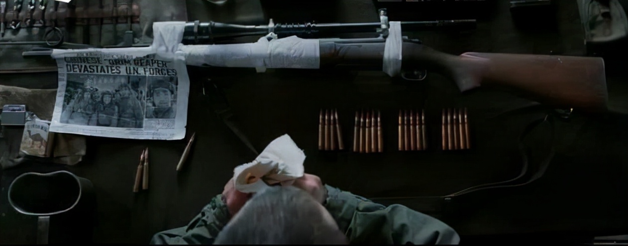 《狙击手》上映后口碑逆袭，这四个“张艺谋式”的细节值得一看