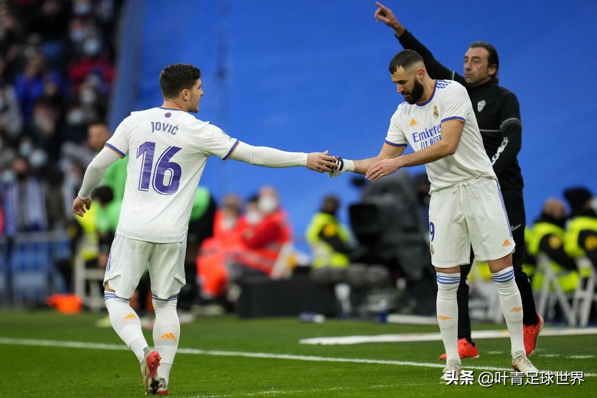 皇马即将敲定约维奇（皇马离队第4人敲定：6300万引进，0转会费送走，亏本买卖）