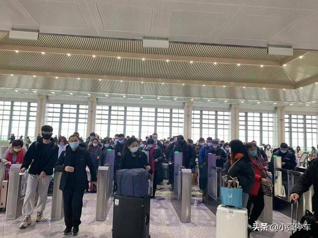 北京南站停車場是怎么收費的，北京南站停車費一天一夜多少錢