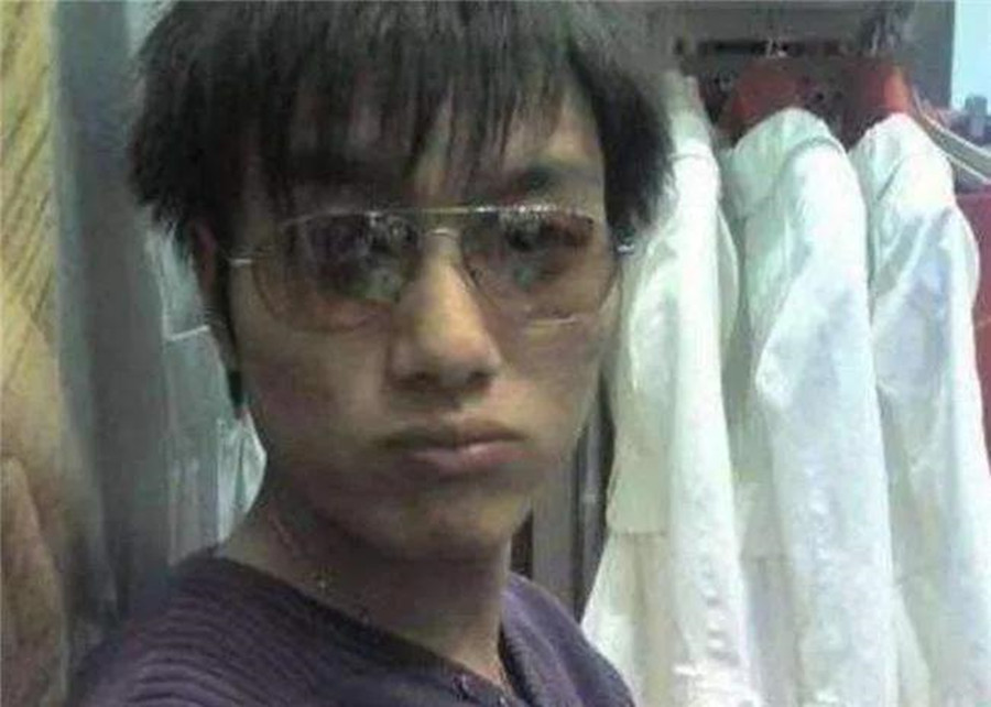 大喊“我爸是李刚”的李启铭，出狱后父母失联，投简历企业不敢要