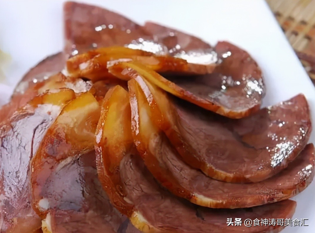 重庆名小吃有哪些（重庆10大特色美食小吃推荐）