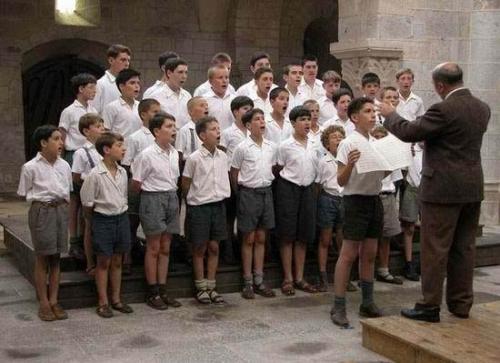 一所叫“池塘底”的寄宿学校：在这里，都是众人眼中的“坏孩子”