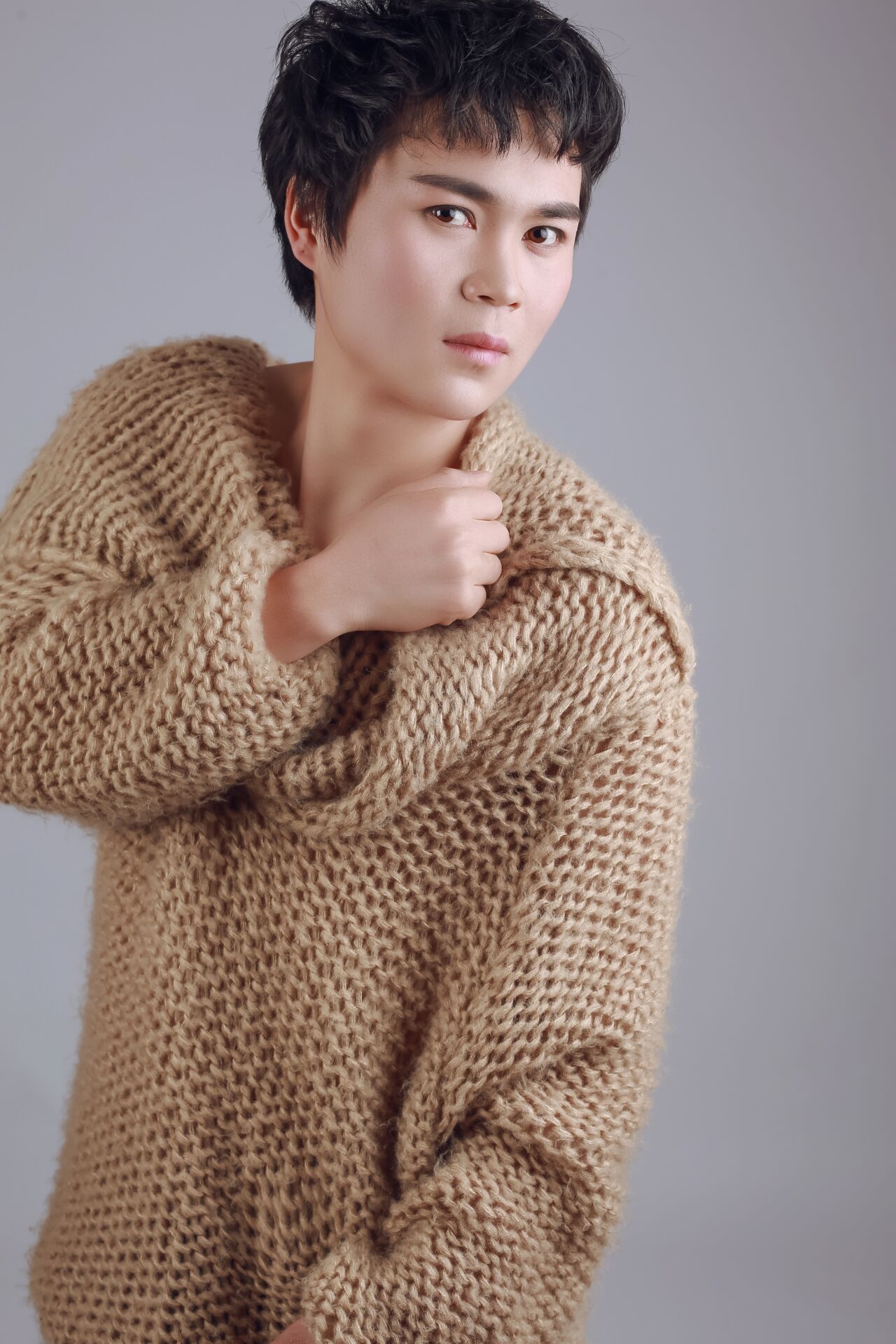 朱习爱歌曲《醉花陨》