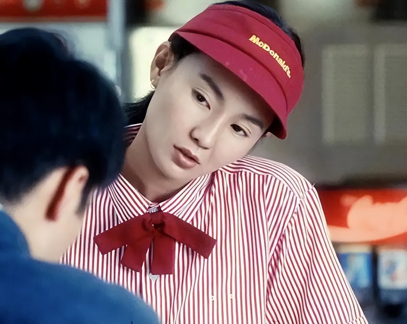 张曼玉:她是梁朝伟最爱的女人,58岁独居平民区,身边只有一只狗