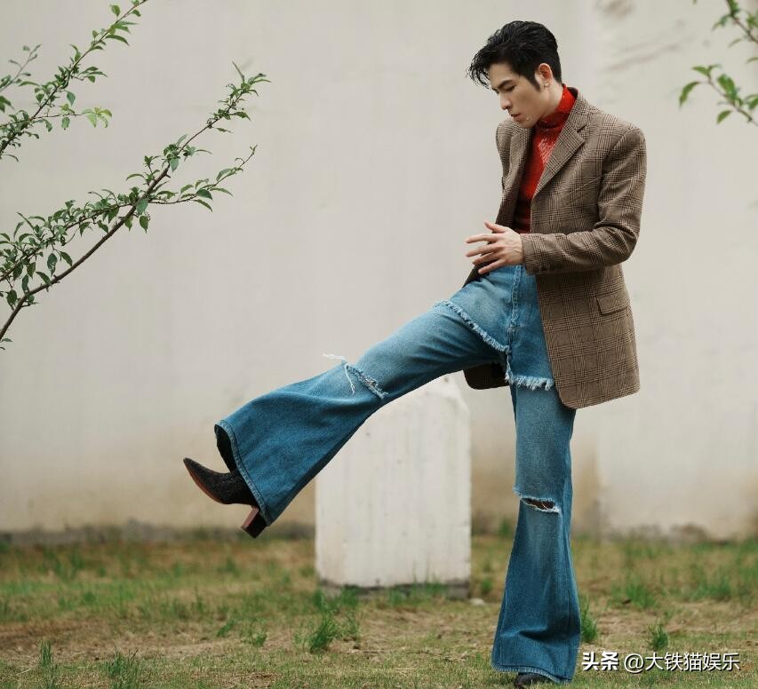 爱穿高跟鞋的6位男星,身高不够鞋底凑,恰恰证明了越努力越心酸