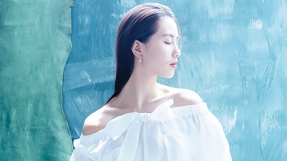 颜值不足脖子凑！这8位女星的天鹅颈太优越，气质一下就出来了