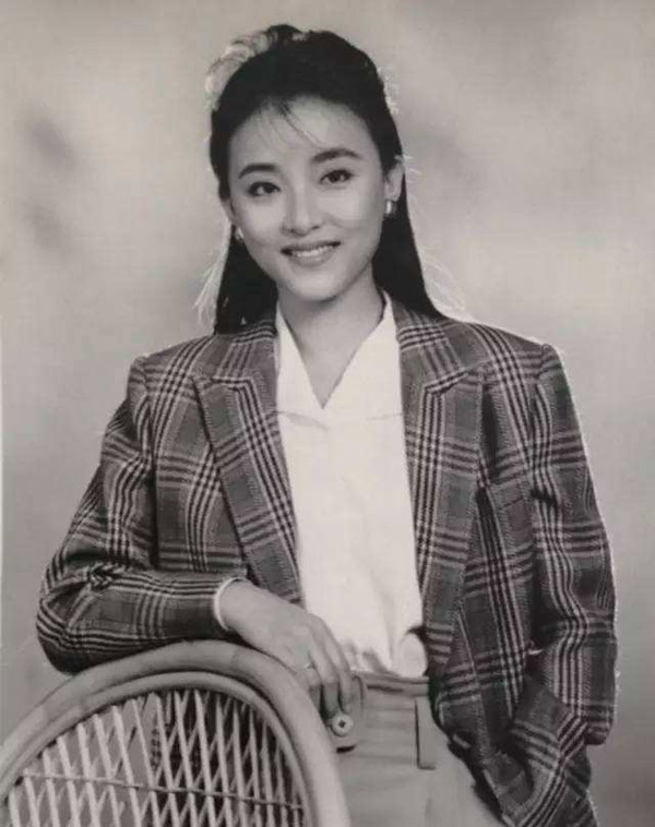 杨澜前夫张一兵 杨澜前老公张一兵-蜻蜓百科