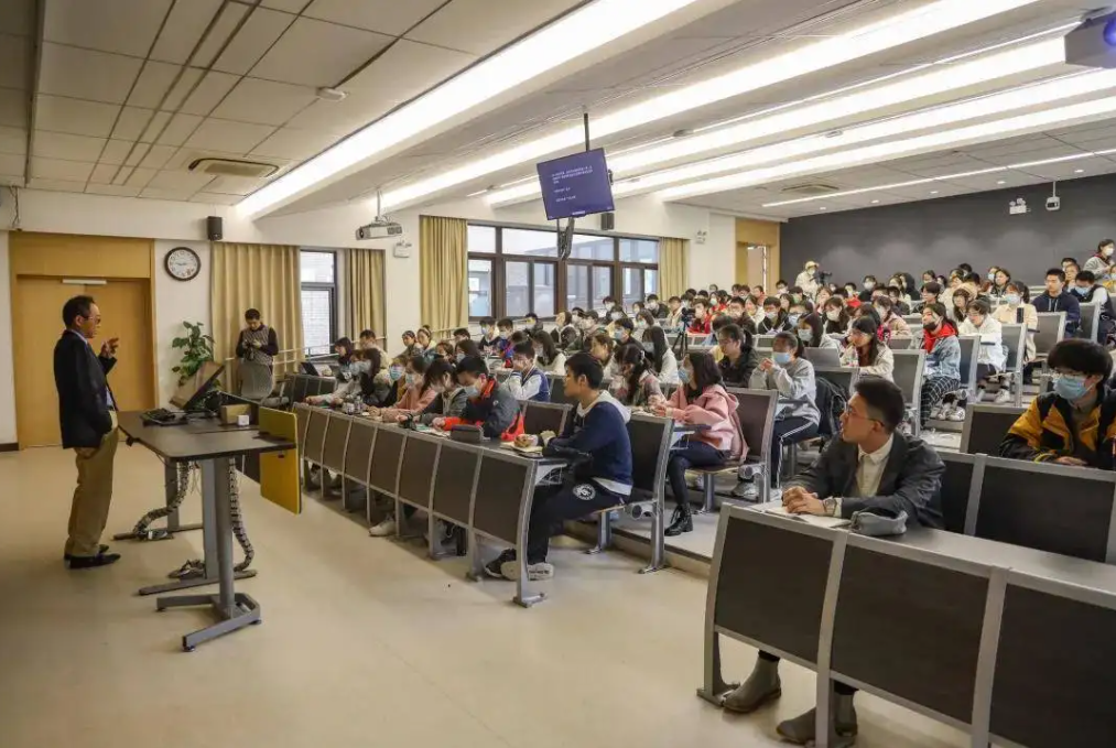 上海交大多名学生遭退学处理，学霸变成“肄业生”，大好前途尽毁