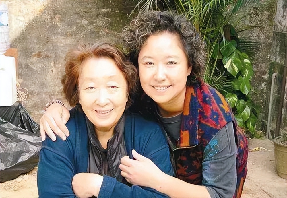 著名演员彭玉：丈夫去世6年后，两个女儿撮合她与亲姐夫再婚