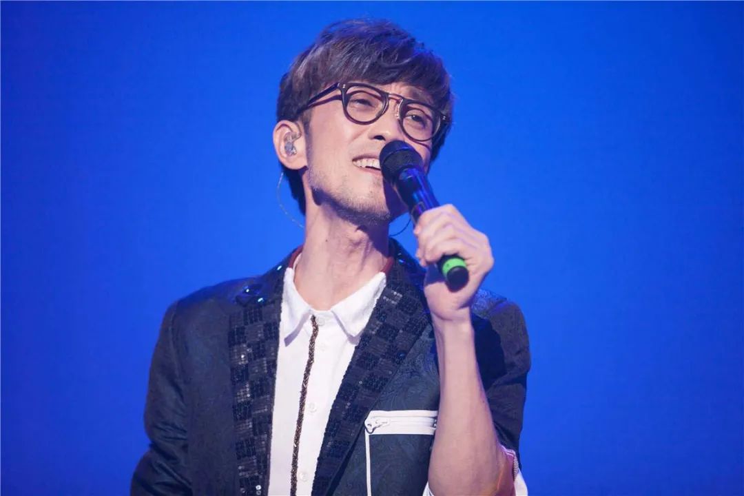 《黄昏》| 年少唱尽爱情苦，归来终见幸福景