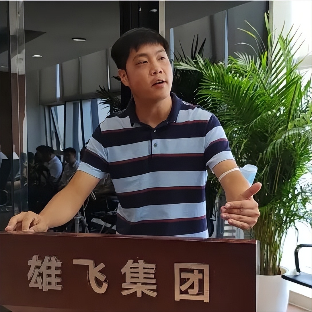 �۷ɼ��Ź���ѧԺ | ף��19��ݼӥ���ҵ���Բ������