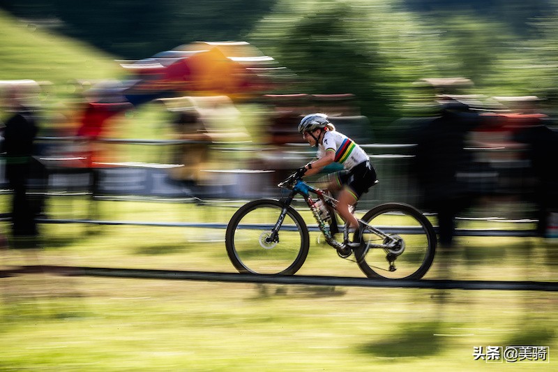 xc世界杯(尼诺惜败瑞士老乡 洛安娜女王归来 XC山地世界杯Leogang站)