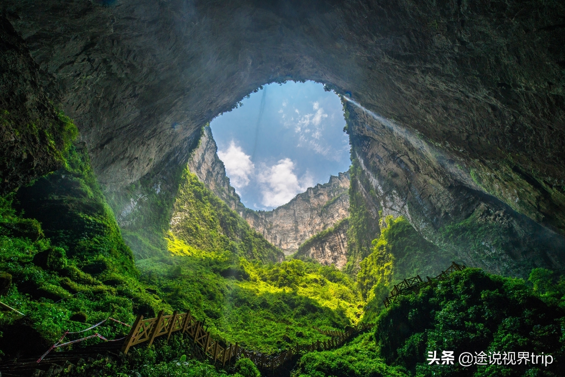 中国10个最美地貌奇观，大自然的鬼斧神工之作，实在令人震撼惊叹