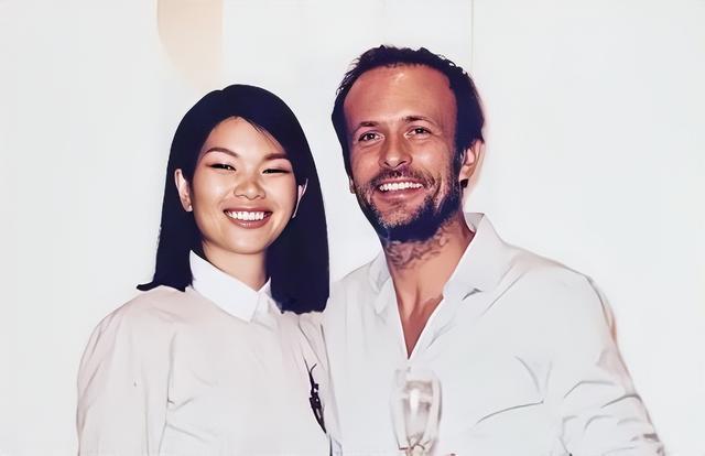 超模吕燕:长相不佳却追夫成功,嫁给法国贵族,生个儿子颜值超高