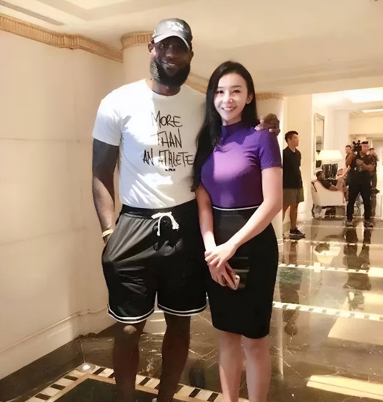 nba球员为什么去大球市(像詹姆斯、库里、哈登等超级巨星为什么每一年都会进行中国行呢？)