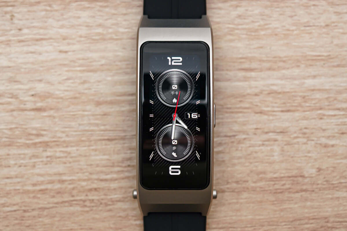 华为通话手环b7评测:能当耳机用的智能手环长什么样?