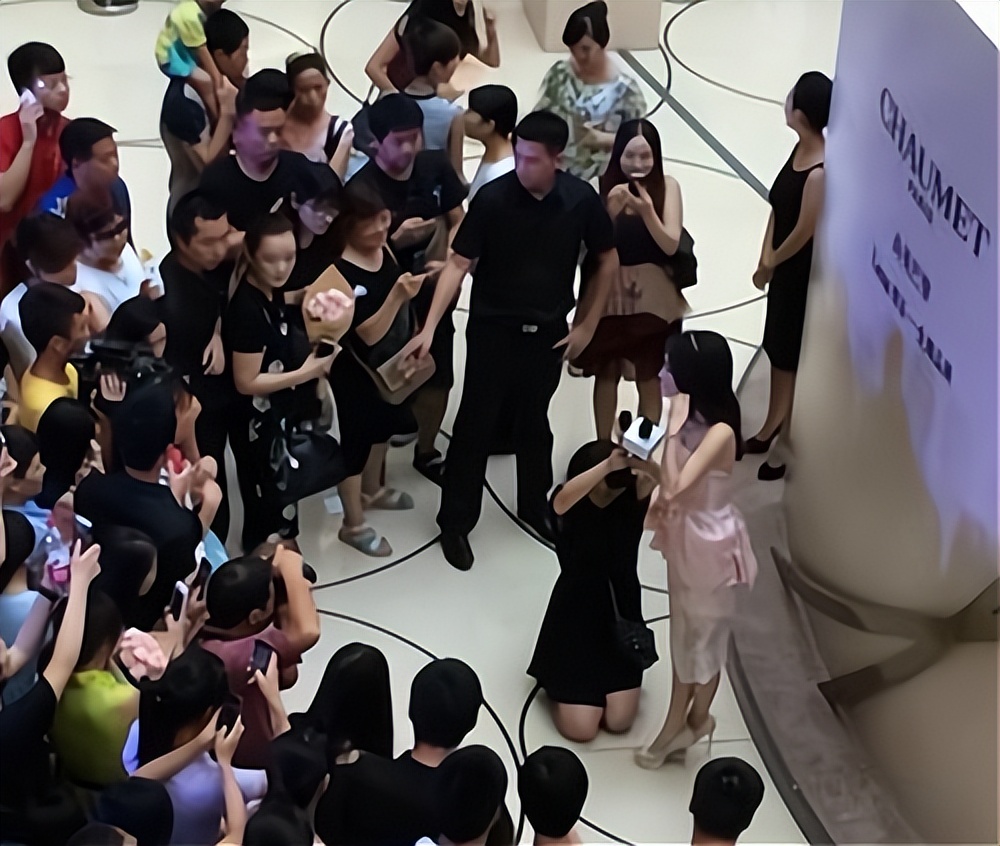 古天乐骑电瓶车上下班 香港艺人跟大陆艺人出行对比太打脸了