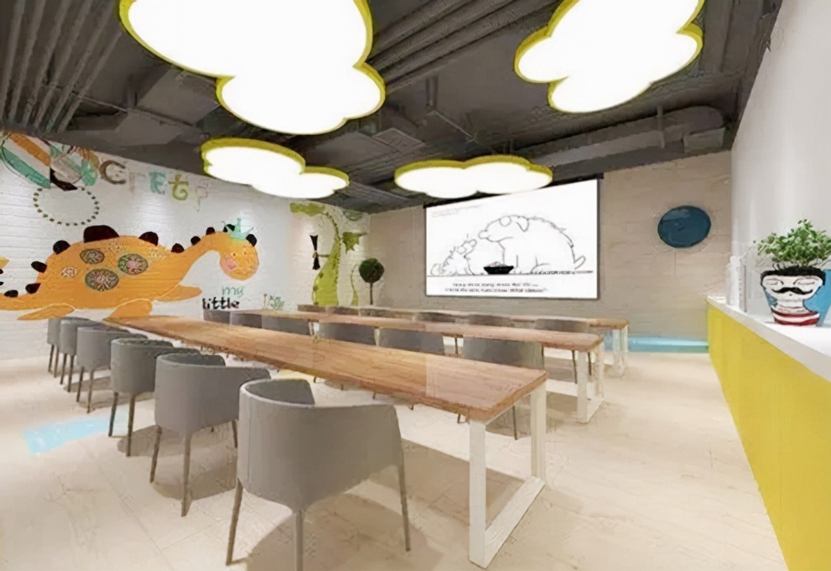 职校生实习现状：宁在格子间免费干活，也不愿在一线“打磨”