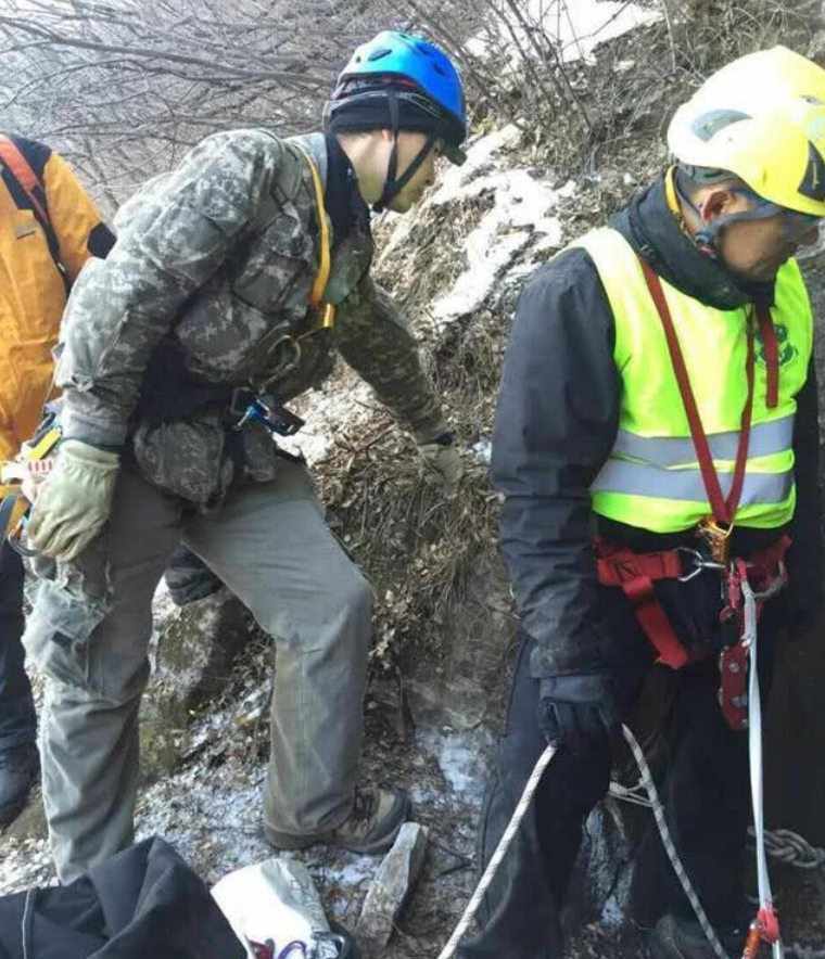 2008年北京教师任铁生爬山失踪，多方搜寻未果，留下纸条疑点重重